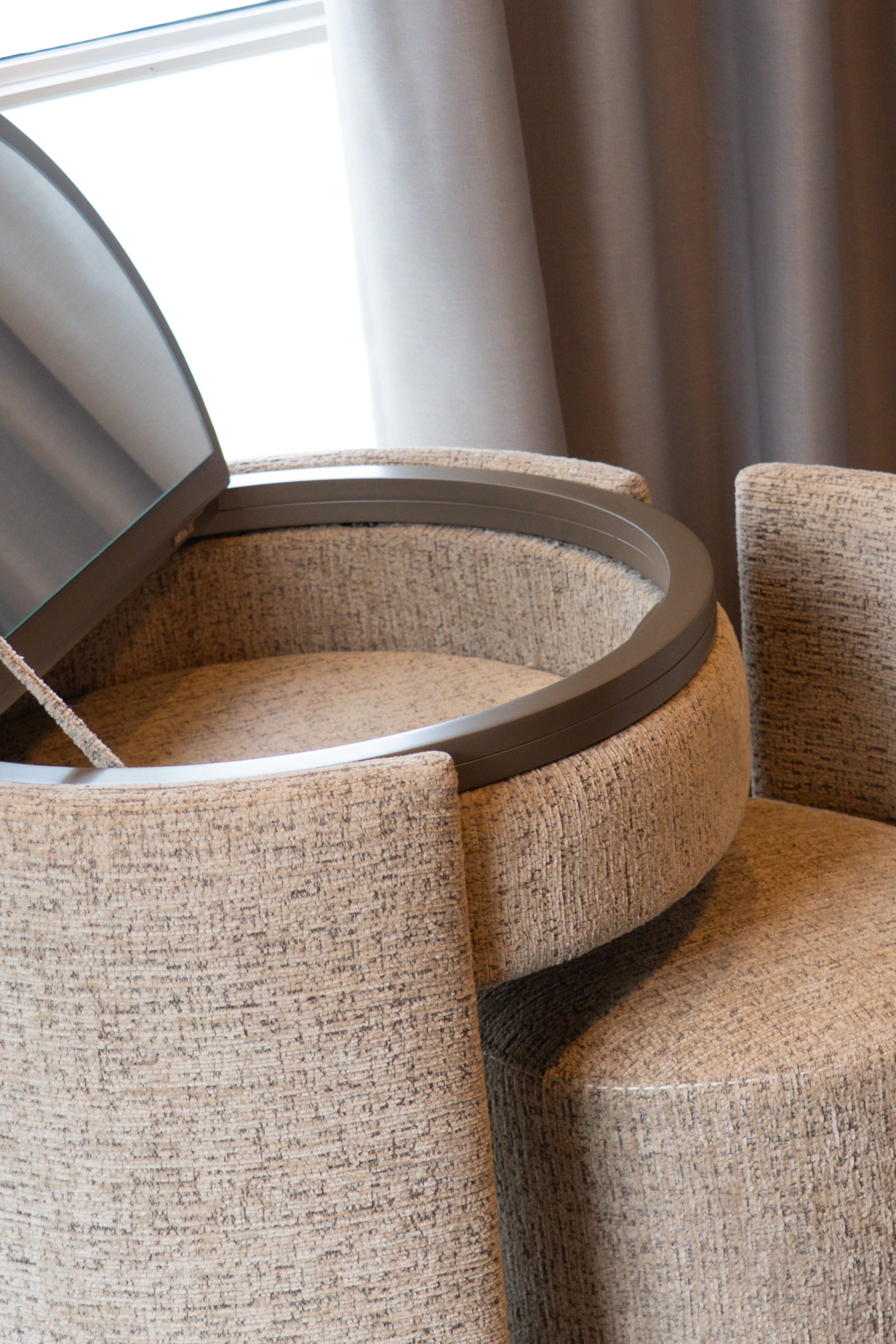 YOME Vanity Table Taupe - Luxury round makeup table